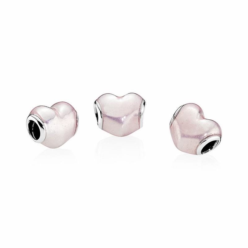 Pandora Australia Glittering Heart Charm - Sterling Silver | GHUSBC107